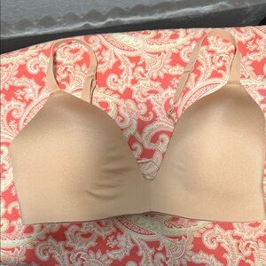 Seamless Tan Bra